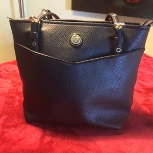 Anne Klein black tote